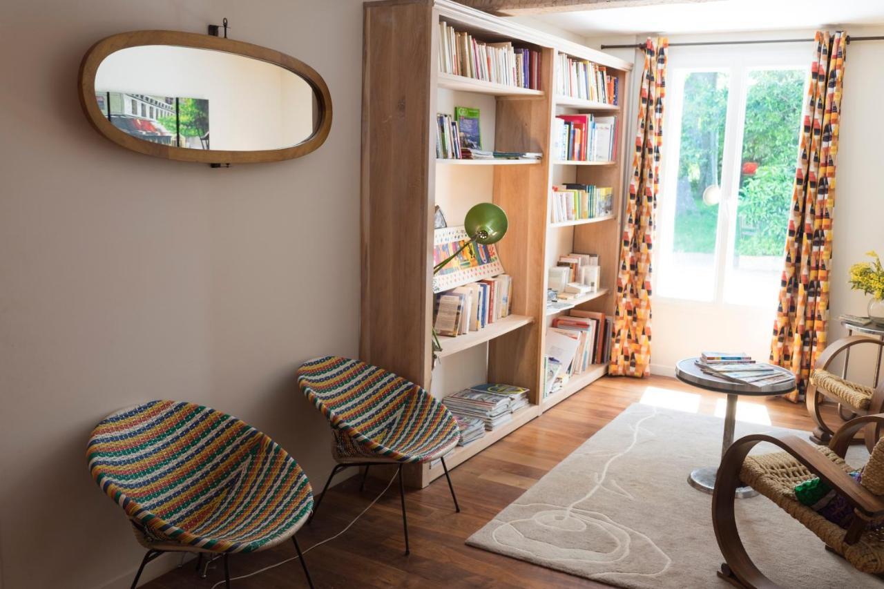 Bed and Breakfast Domaine Castell De Bles Saint-Génis Exterior foto