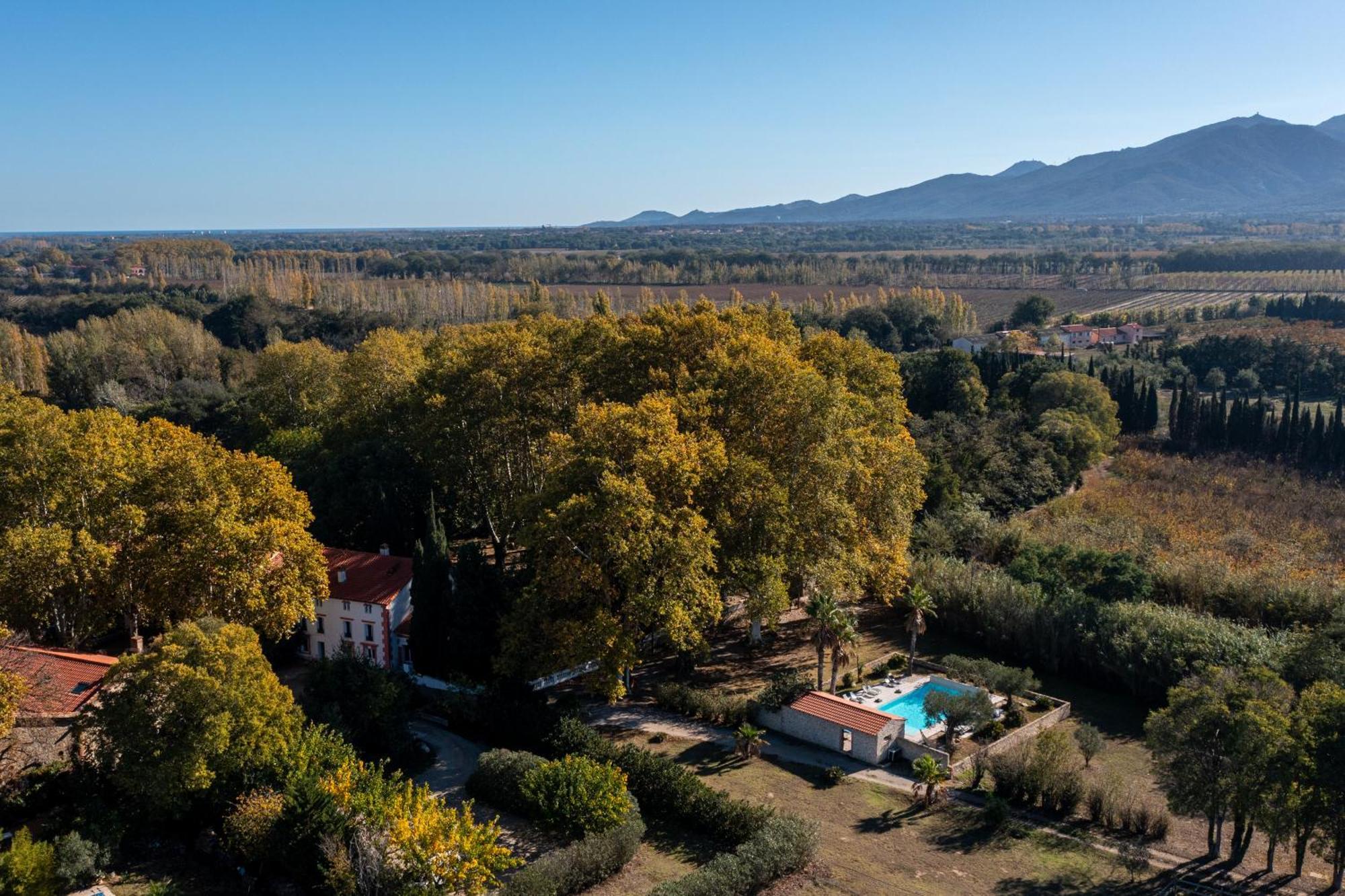 Bed and Breakfast Domaine Castell De Bles Saint-Génis Exterior foto