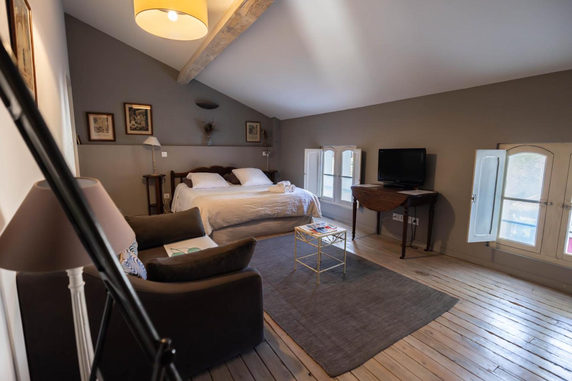 Bed and Breakfast Domaine Castell De Bles Saint-Génis Zimmer foto