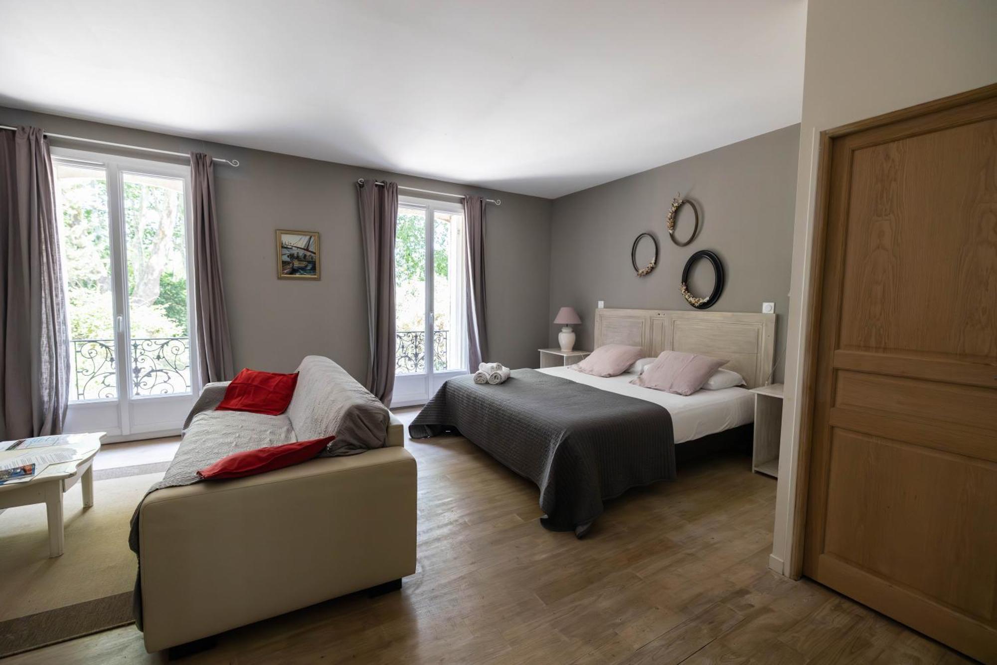 Bed and Breakfast Domaine Castell De Bles Saint-Génis Zimmer foto
