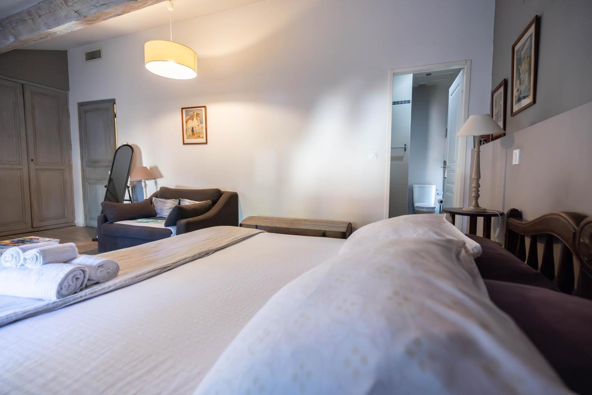 Bed and Breakfast Domaine Castell De Bles Saint-Génis Zimmer foto